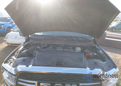 2023 Ram 2500 Tradesman 4X4 6'4 Box z USA, uszkodzony, nr VIN 3C6UR5CL8PG616892